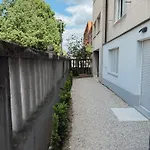 Quiet Apartment With Garden + Parking